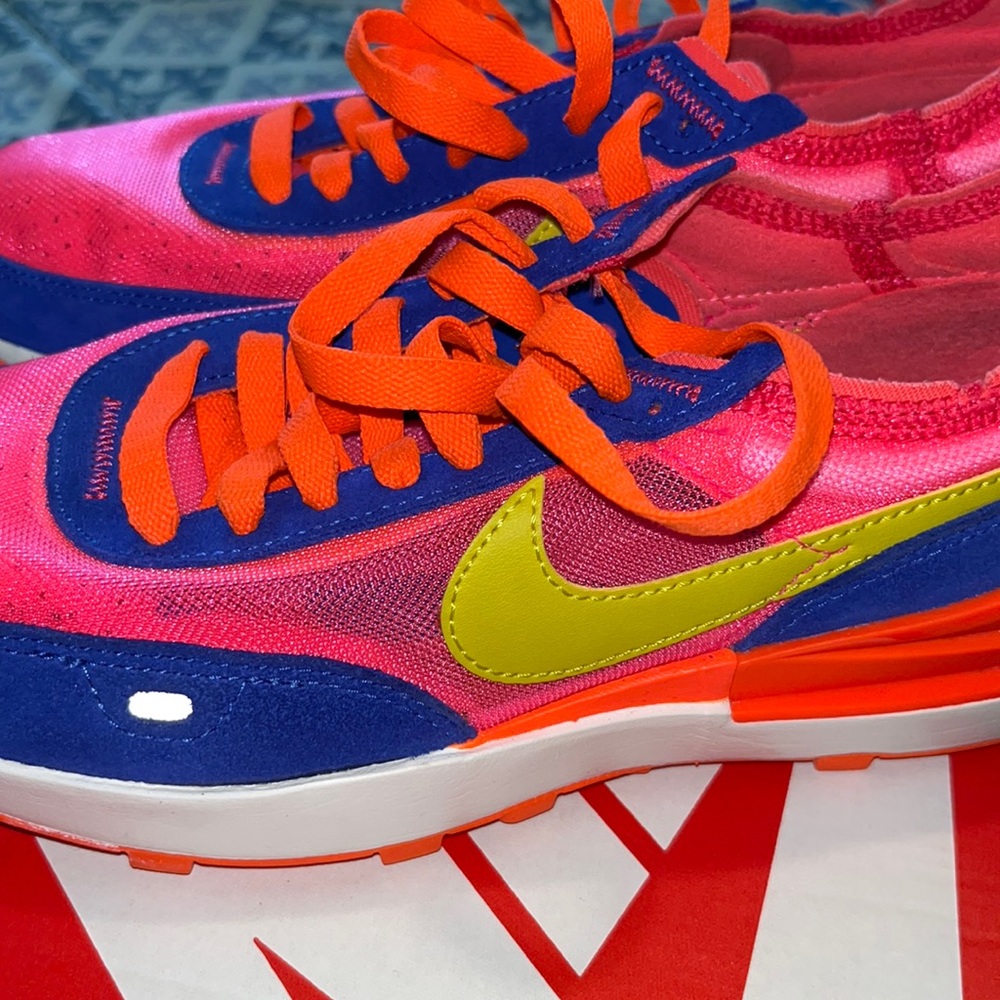 Women Nike waffle one sneaker